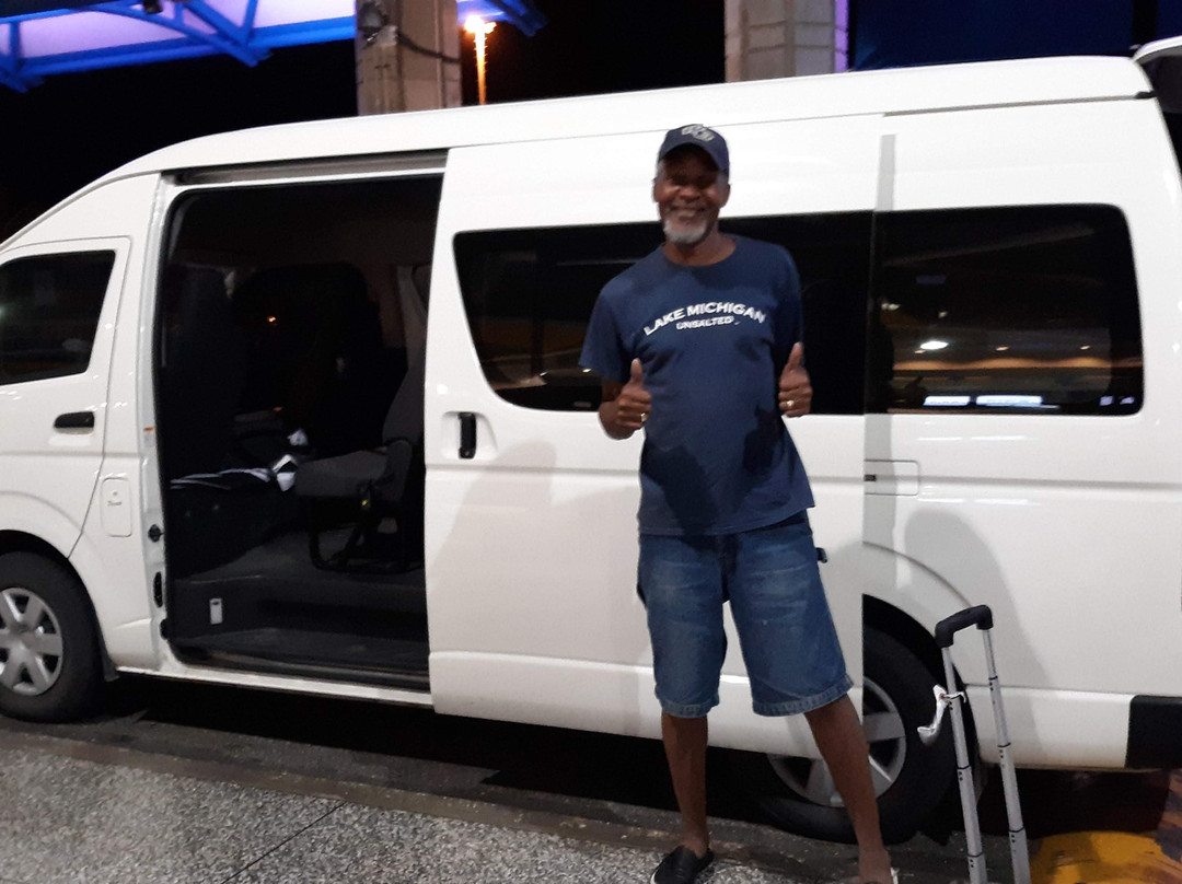 Carson's Taxi & Tour Service-基督城必去景点