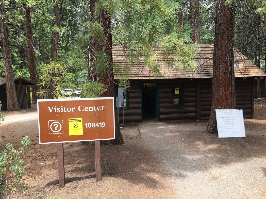 Cedar Grove Visitor Center-Hume必去景点