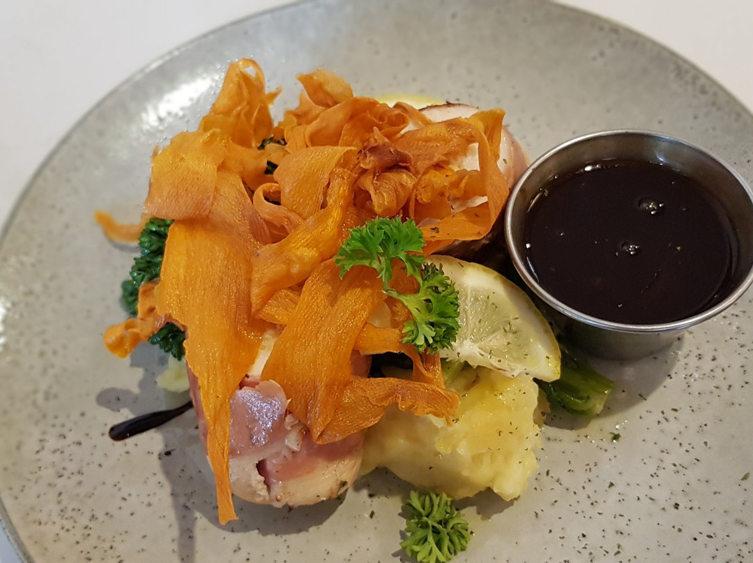 玫瑰大酒店主图