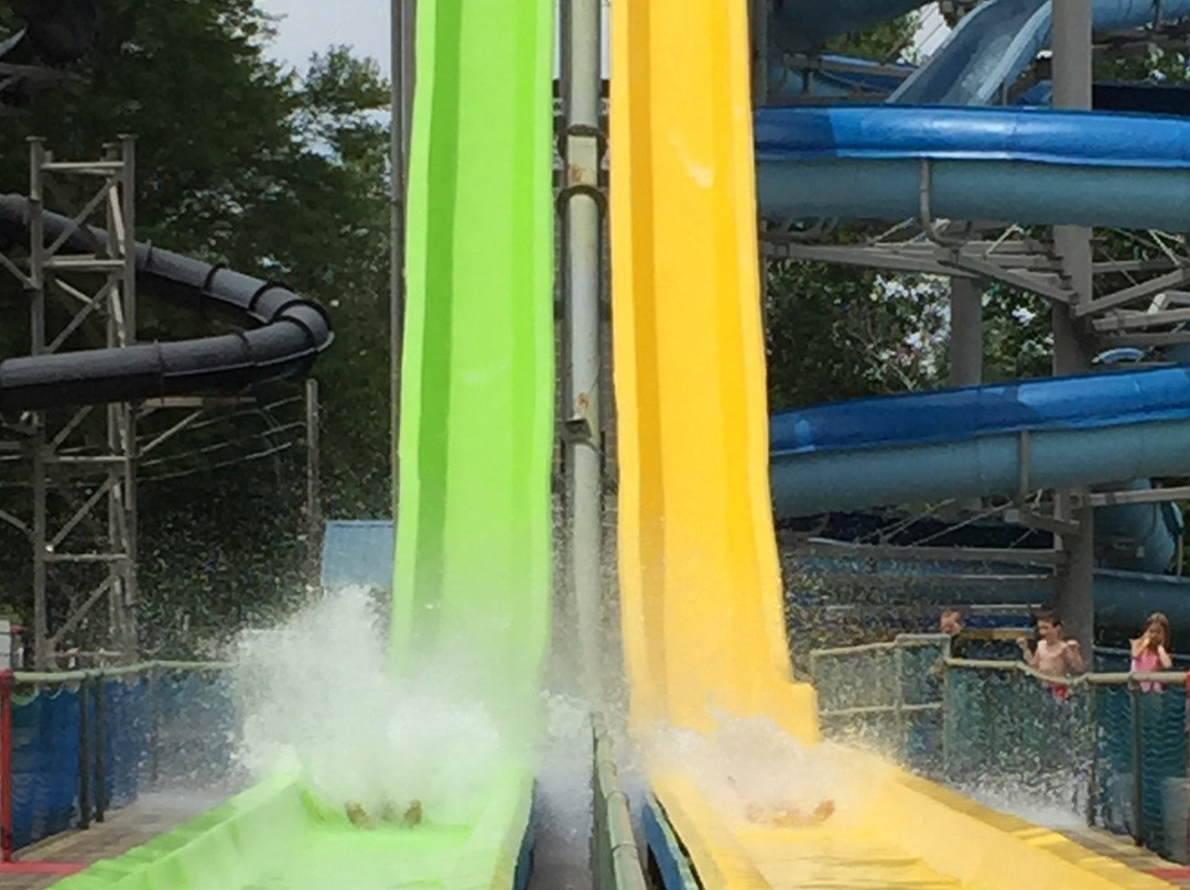 Pioneer Waterland & Dry Fun Park-Chardon必去景点