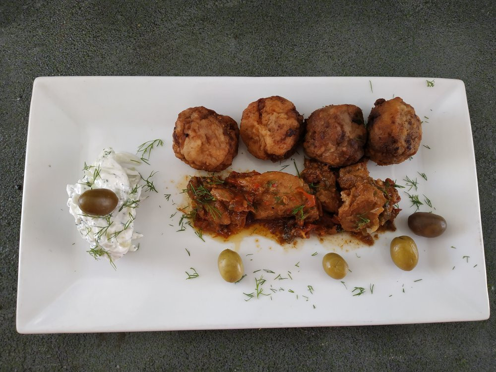 Moni餐馆和美食-ELaiolithos Restaurant