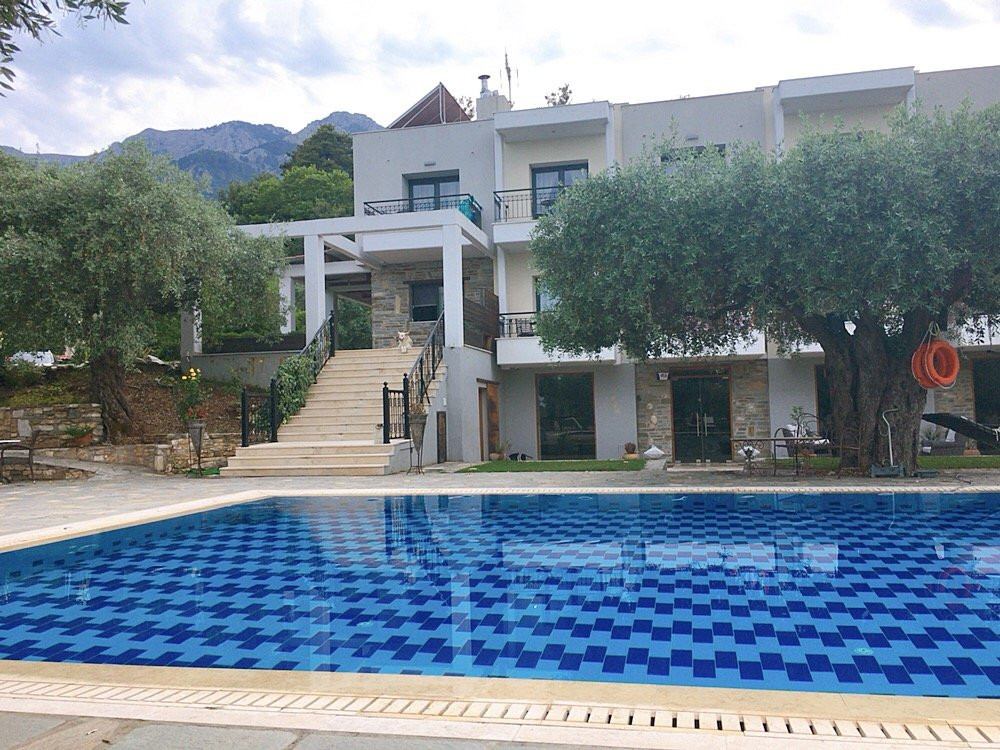 Ipsario Garden Hotel主图