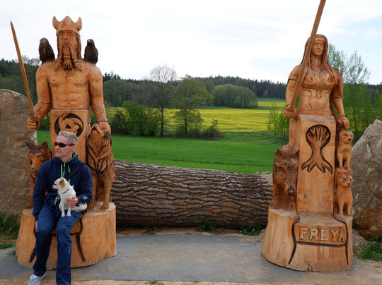 Holasovicky Stonehenge-Jankov必去景点