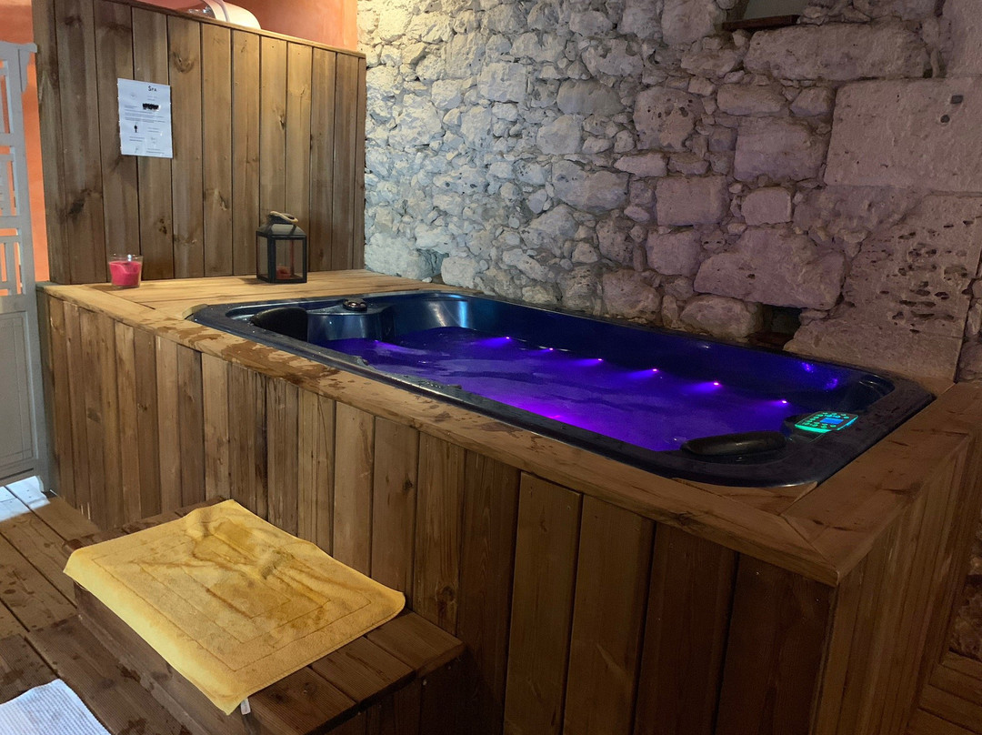 Moulin de Jouenery et Spa主图