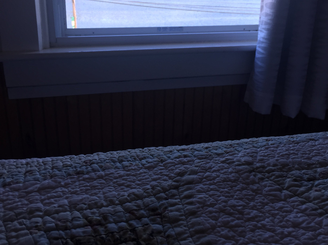 Adirondack Hotel on Long Lake主图