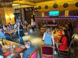 Oinoxoos House-雷斯蒙必去景点