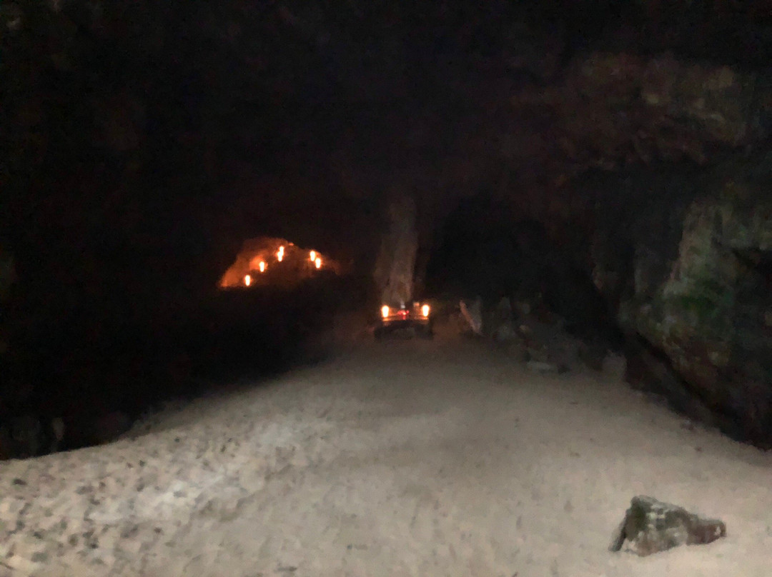 Kumaya Cavern景点图片