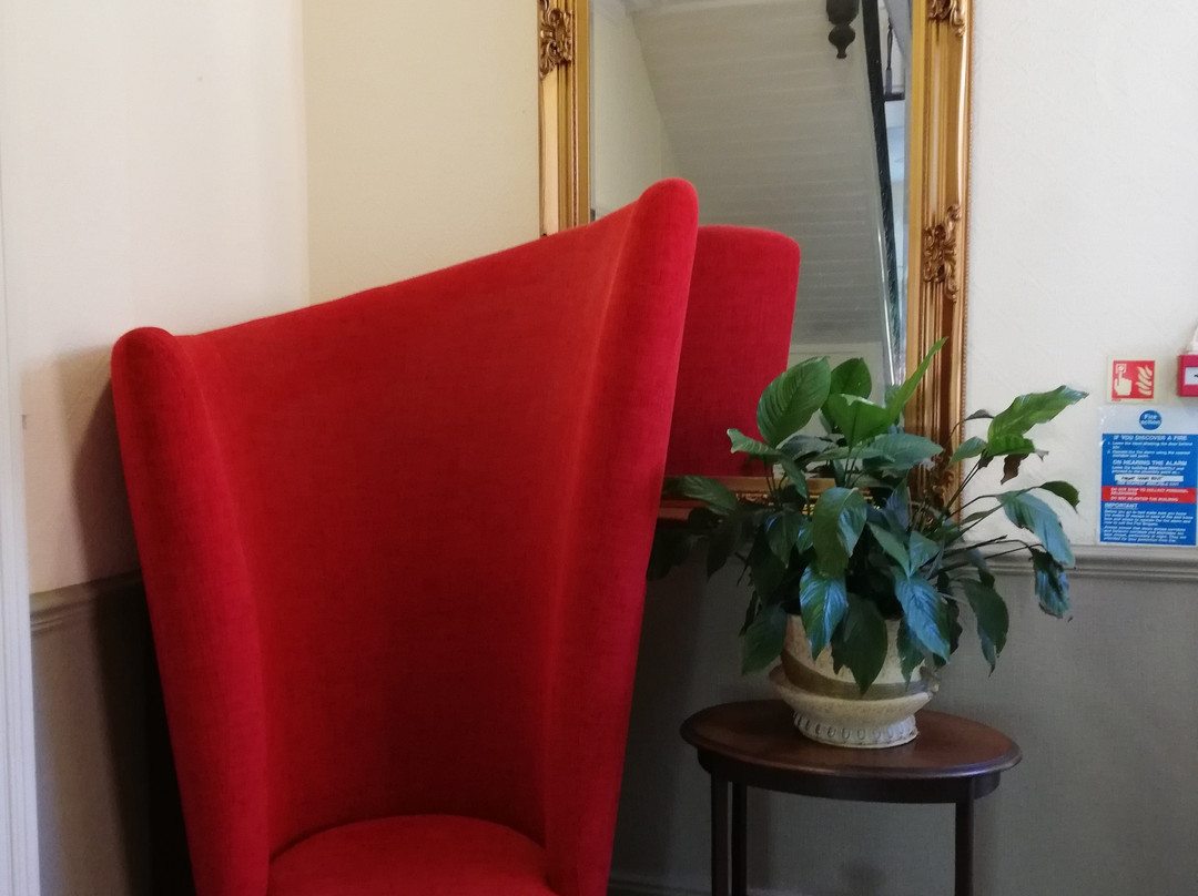 The Claremont Motel主图