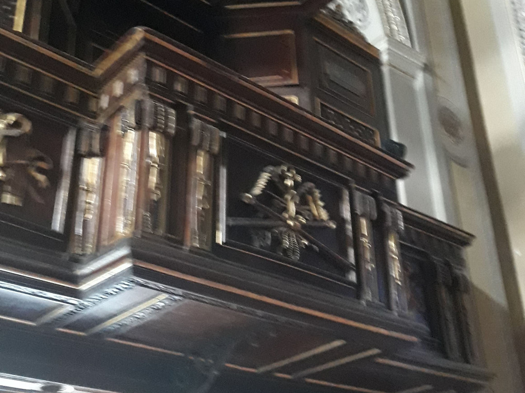 Chiesa di San Vincenzo-格拉韦多纳必去景点