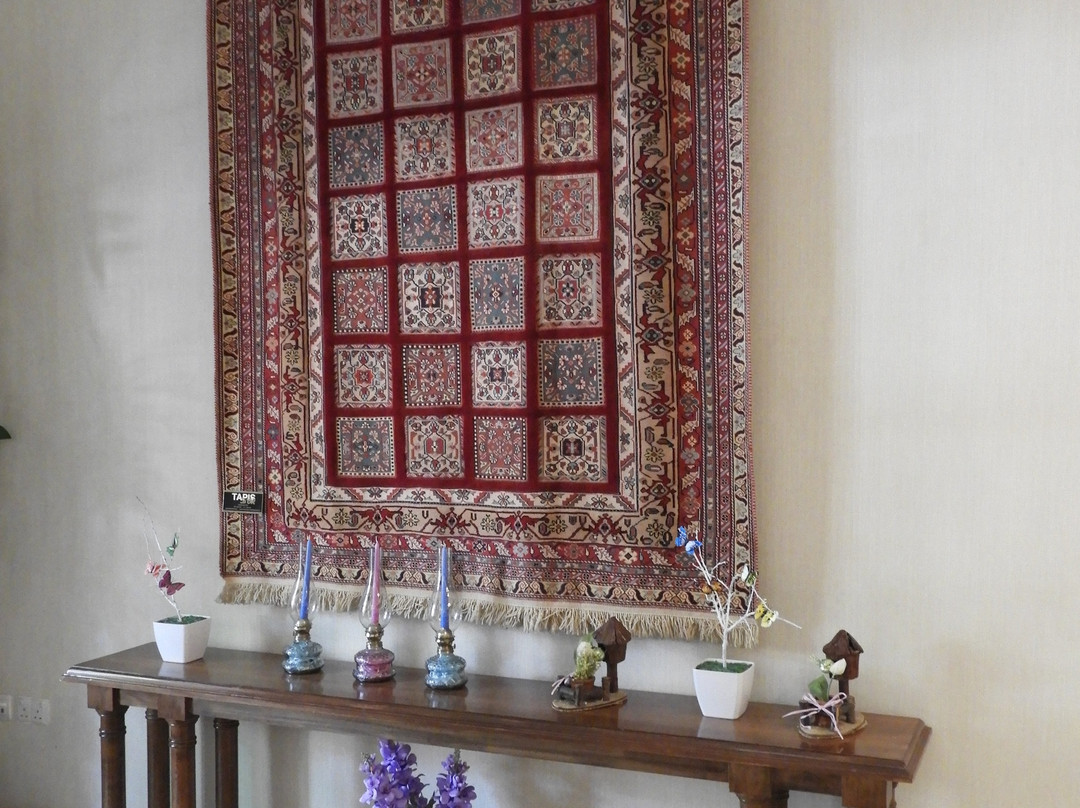 水晶格兰卡德里酒店主图