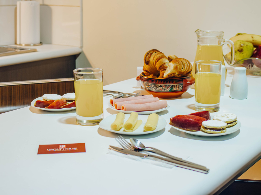 Group House Apart Hotel主图