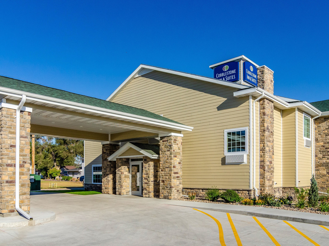 Cobblestone Inn & Suites主图