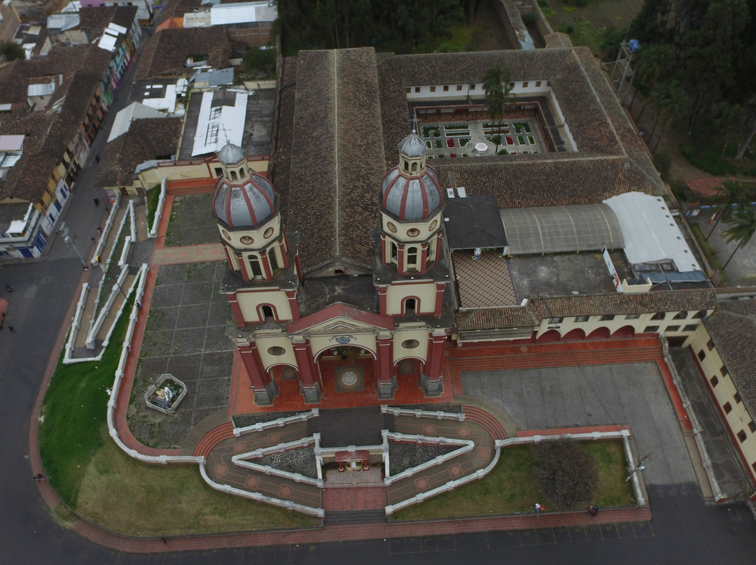 Iglesia Santiago Apostol景点图片