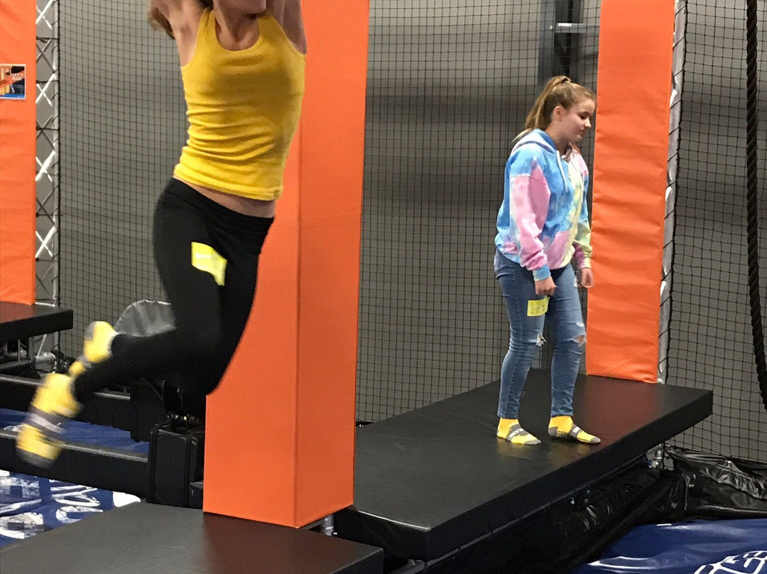 Sky Zone Queensbury景点图片