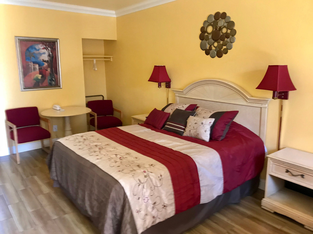 Town & Country Motel主图