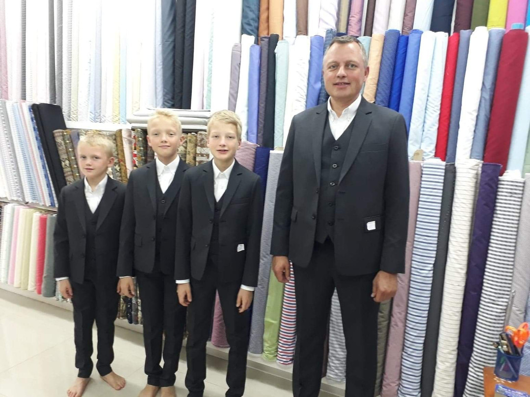 Sam's Custom Tailor-清迈必去景点