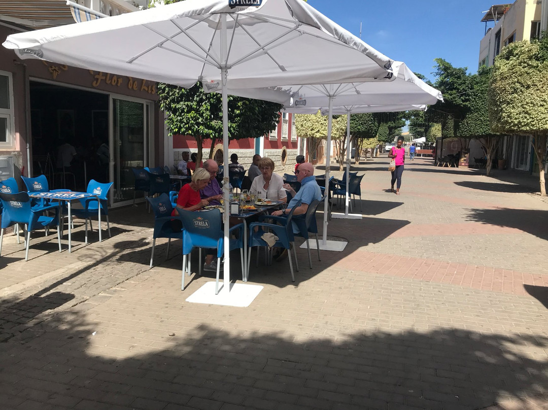 Vila do Maio餐馆和美食-Flor de Liz