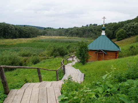 Holy Irinarkhov Spring-Krasnovo必去景点