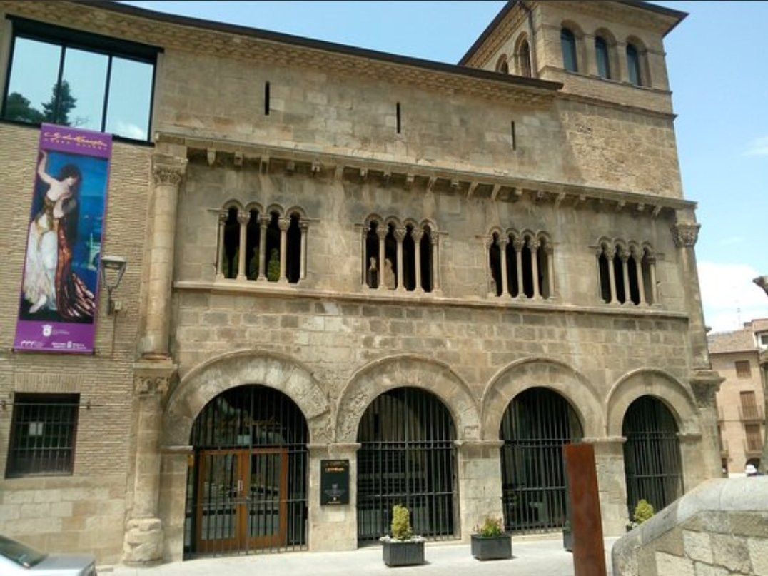 Palacio De Los Reyes De Navarra景点图片