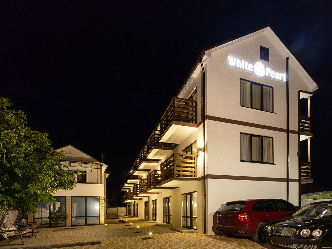 White Pearl Hotel主图