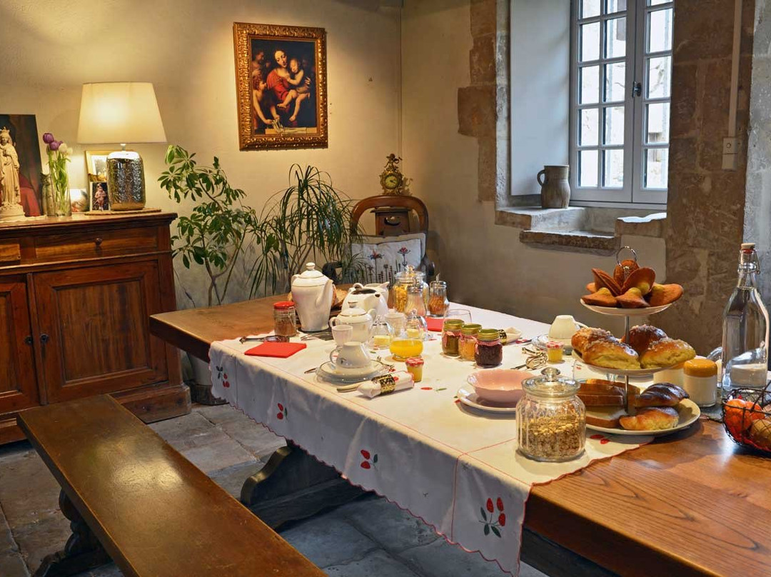 Le Prieure Saint Barthelemy主图