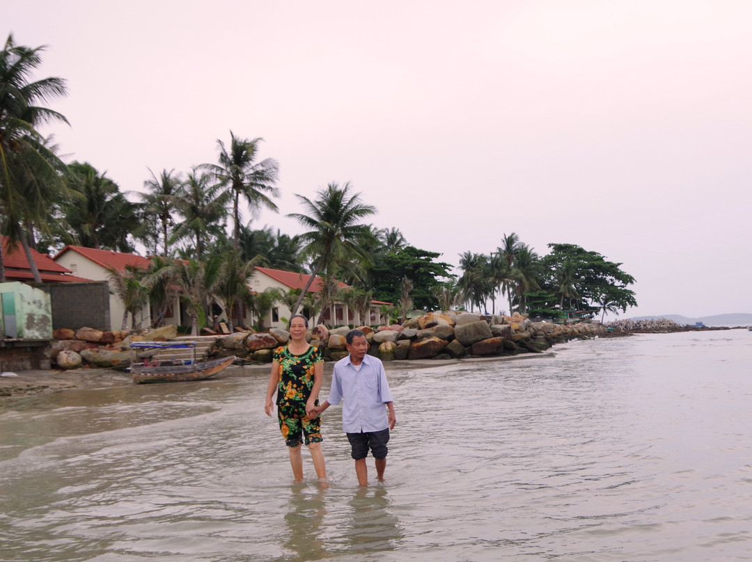 Hula Hula Beachfront Phu Quoc主图