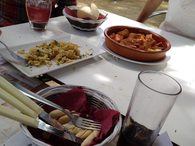 Salteras餐馆和美食-Bar El Cuarto del Niño