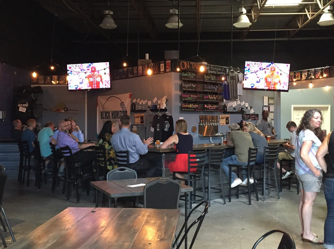 Black Horizon Brewing Company Taproom-Willowbrook必去景点