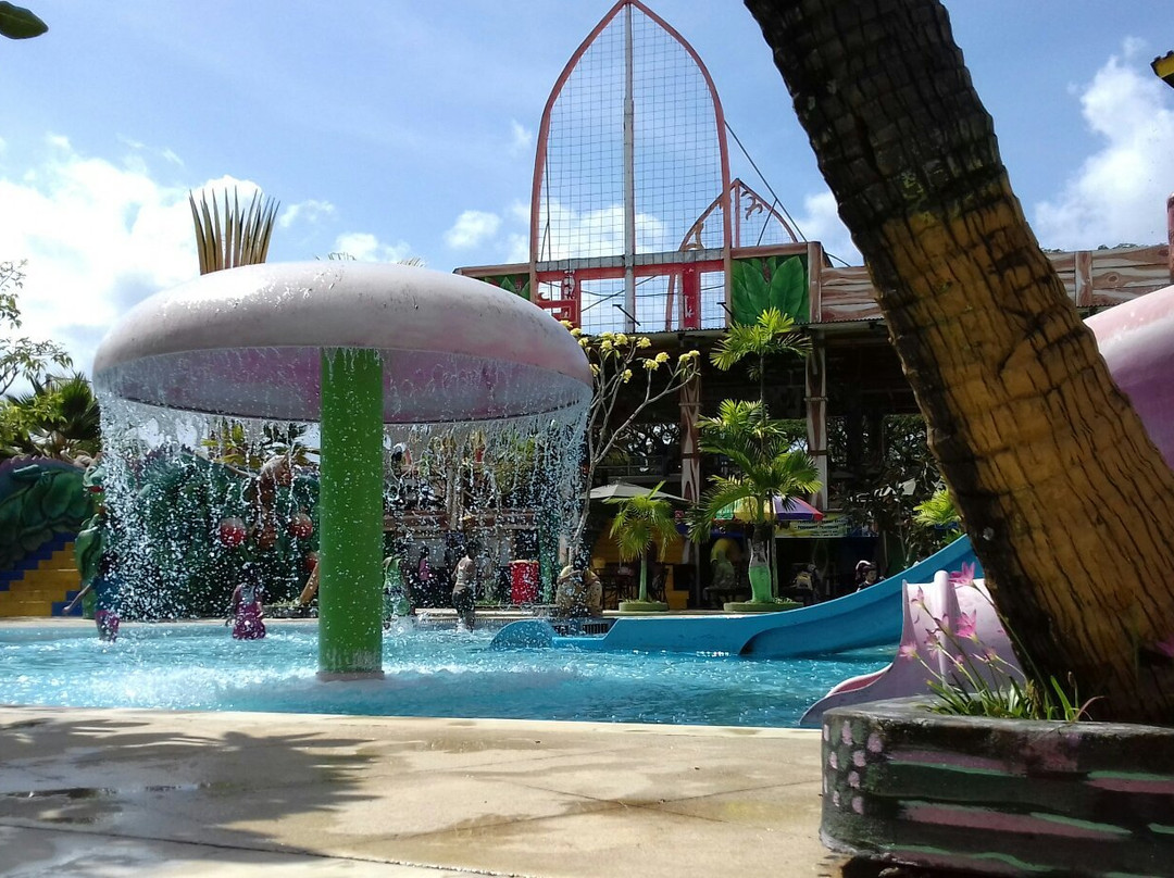 Jambooland Waterpark景点图片