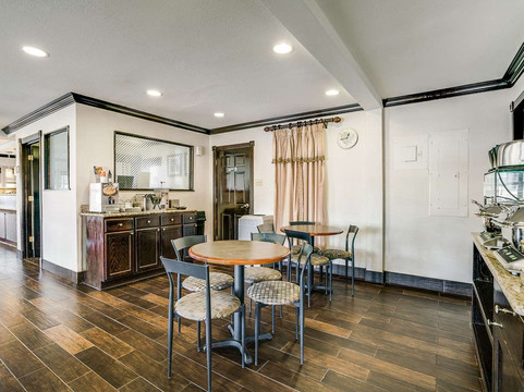 贝斯特韦斯特城市广场酒店主图