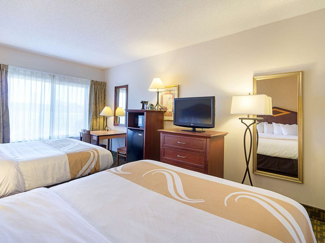 Quality Inn Fairmont主图