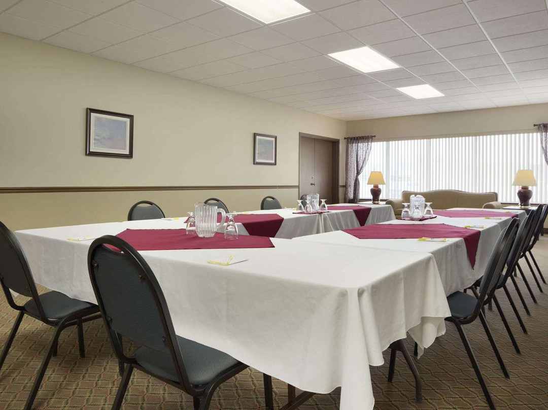 Days Inn by Wyndham Dalhousie主图