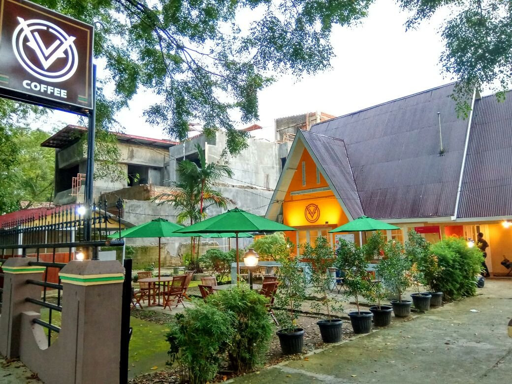 Rimbo Kaluang餐馆和美食-V Coffee