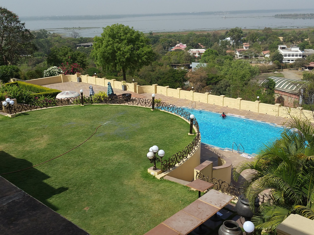 Noor-Us-Sabah Palace主图