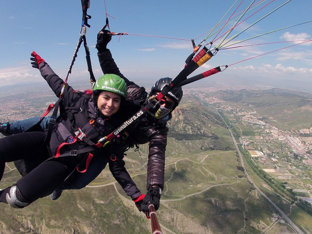 Granaltura Paragliding-格拉纳达必去景点