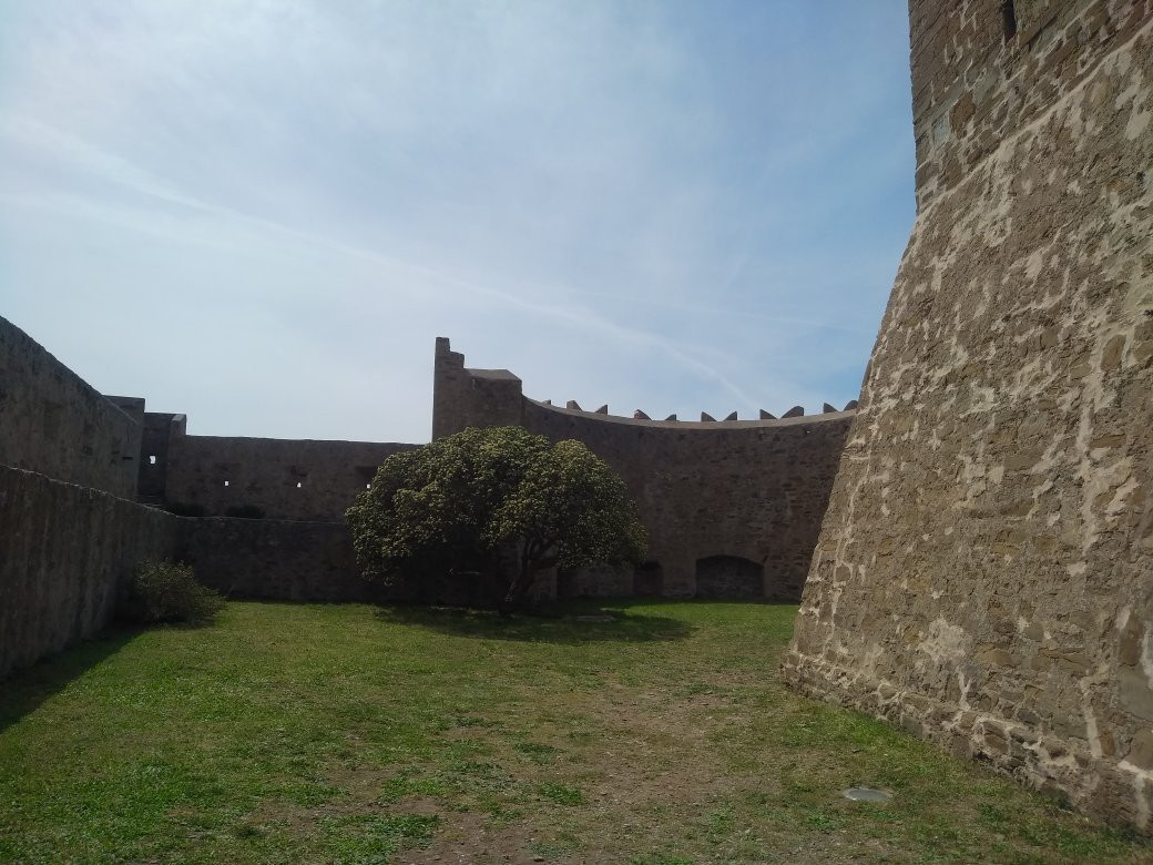 Castello di Populonia景点图片