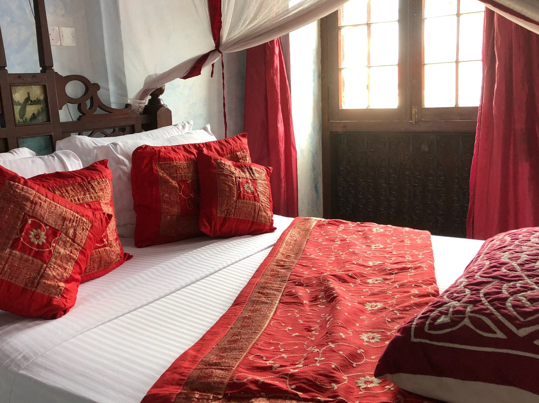 Emerson Spice Hotel主图