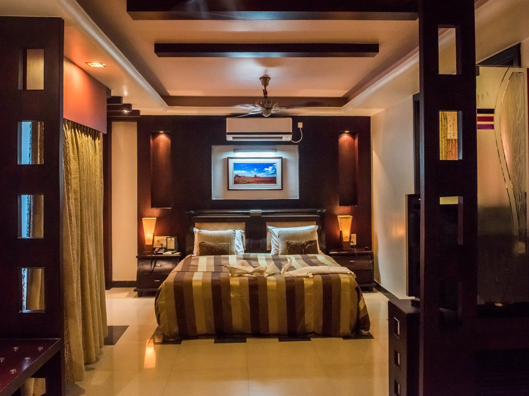 Hotel Pushpak Executive主图