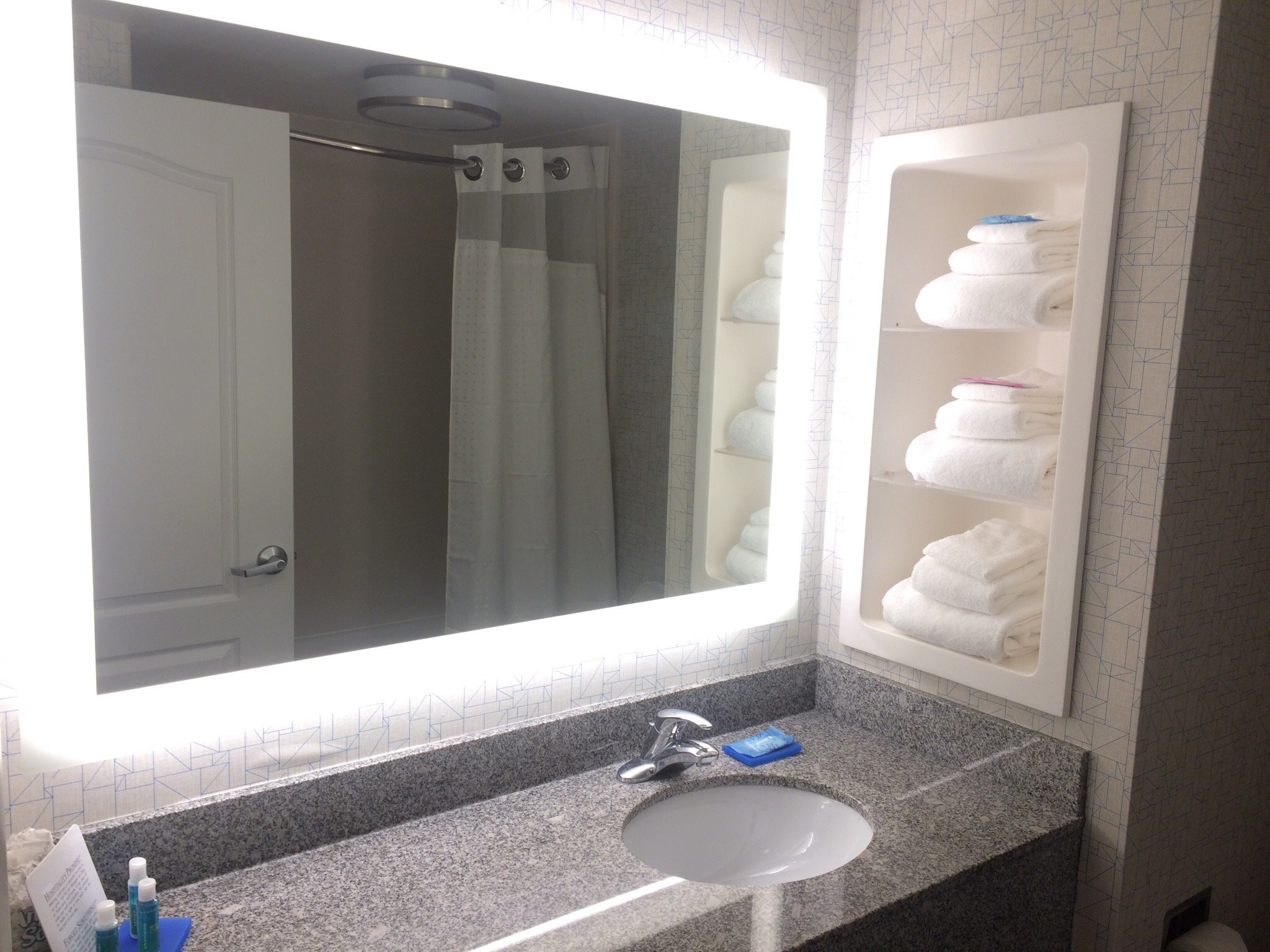 Holiday Inn Express & Suites Cincinnati Se Newport By IHG-餐饮