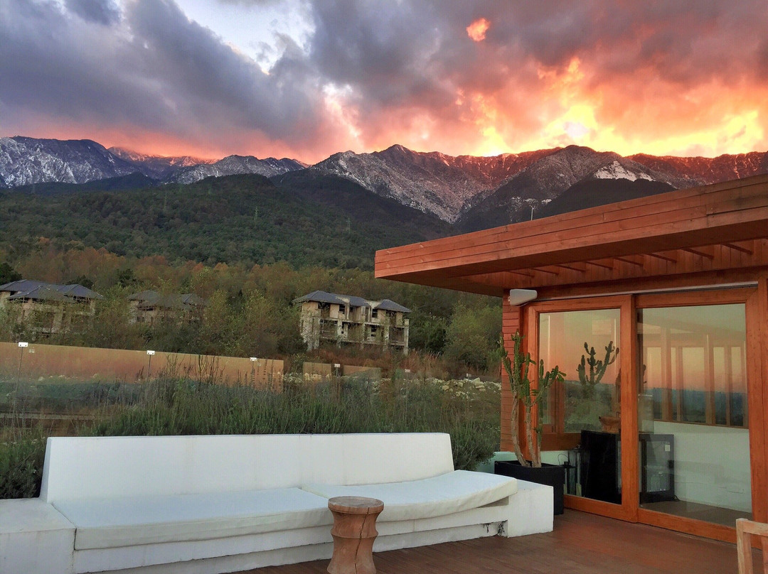 漾濞彝族自治县酒店住宿-既下山·拾山房苍海高尔夫酒店