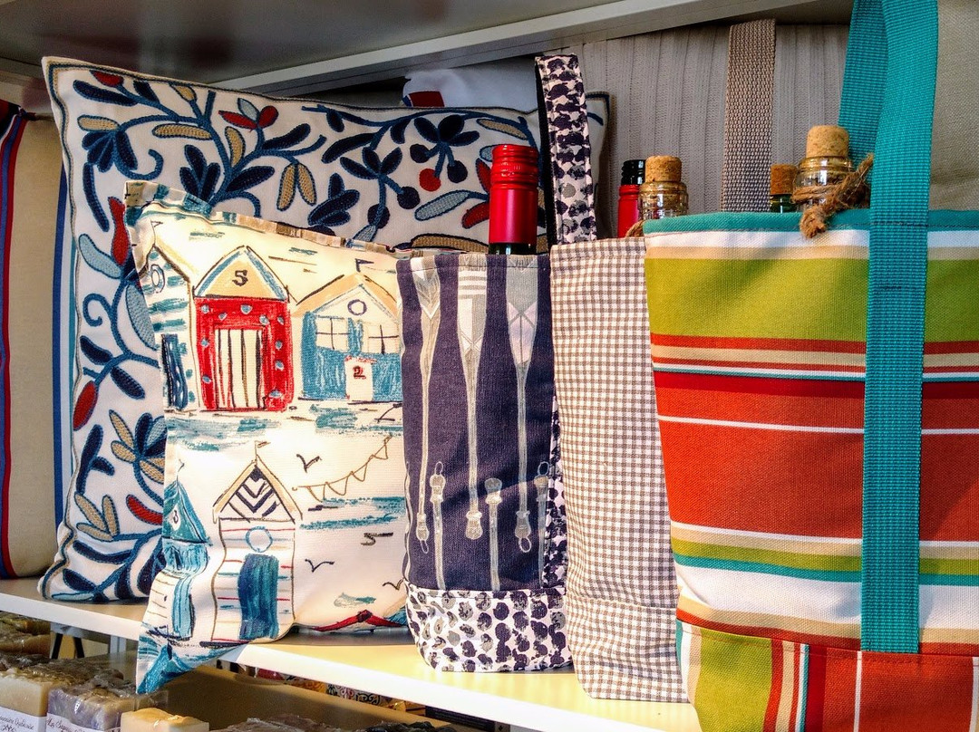 Boutique des Berges-Saint Jean Port Joli必去景点