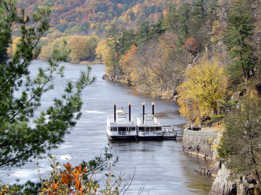 Saint Croix Falls旅游攻略图片
