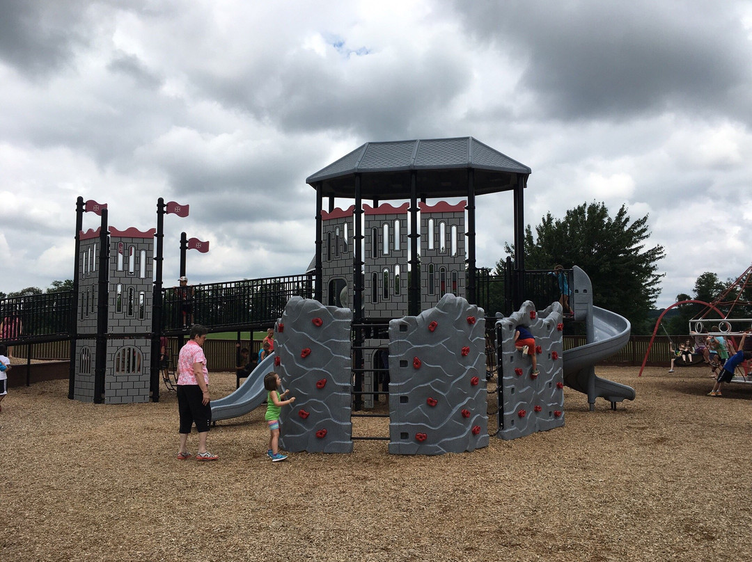 Manderach Memorial Playground-利默里克必去景点