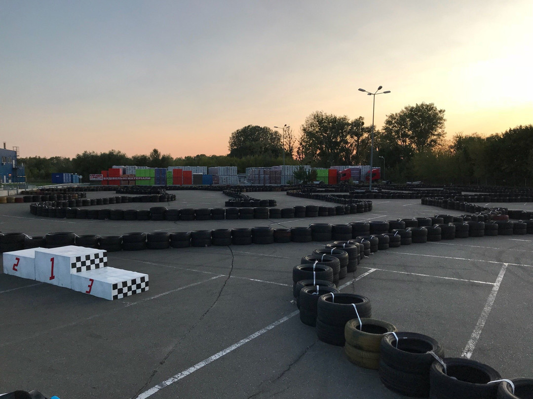 Vyshneve旅游景点-Karting Center SmartKart Kyiv