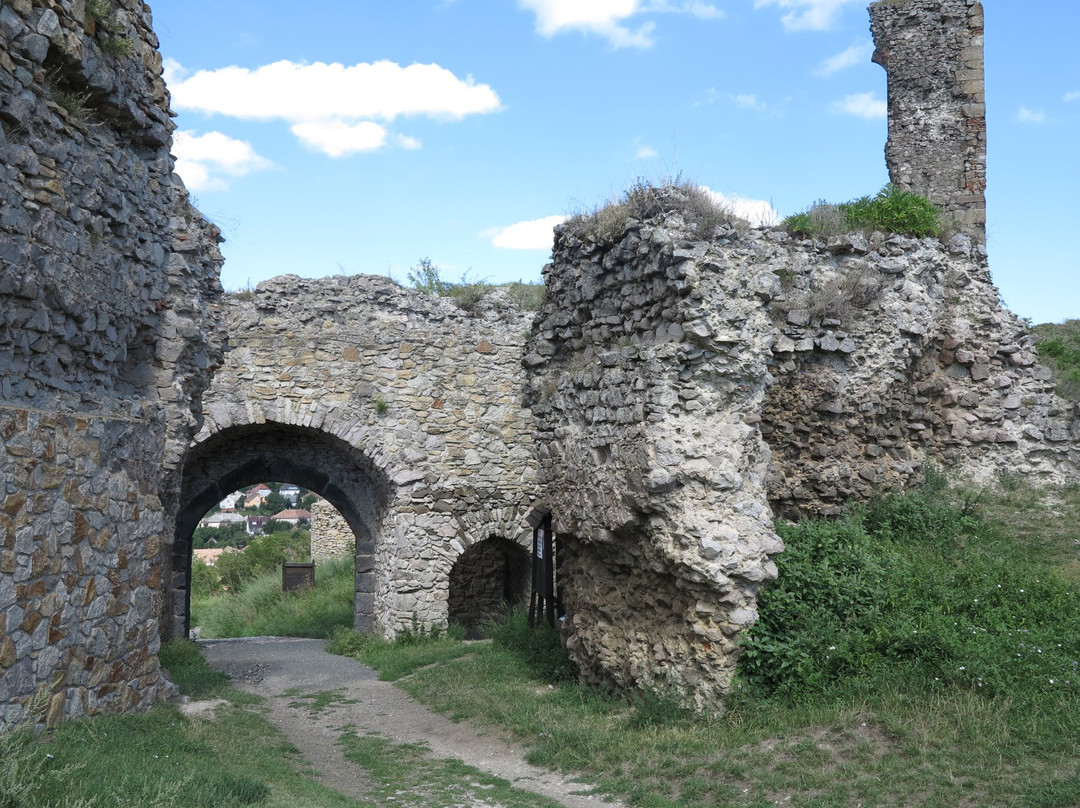 Nograd旅游攻略图片