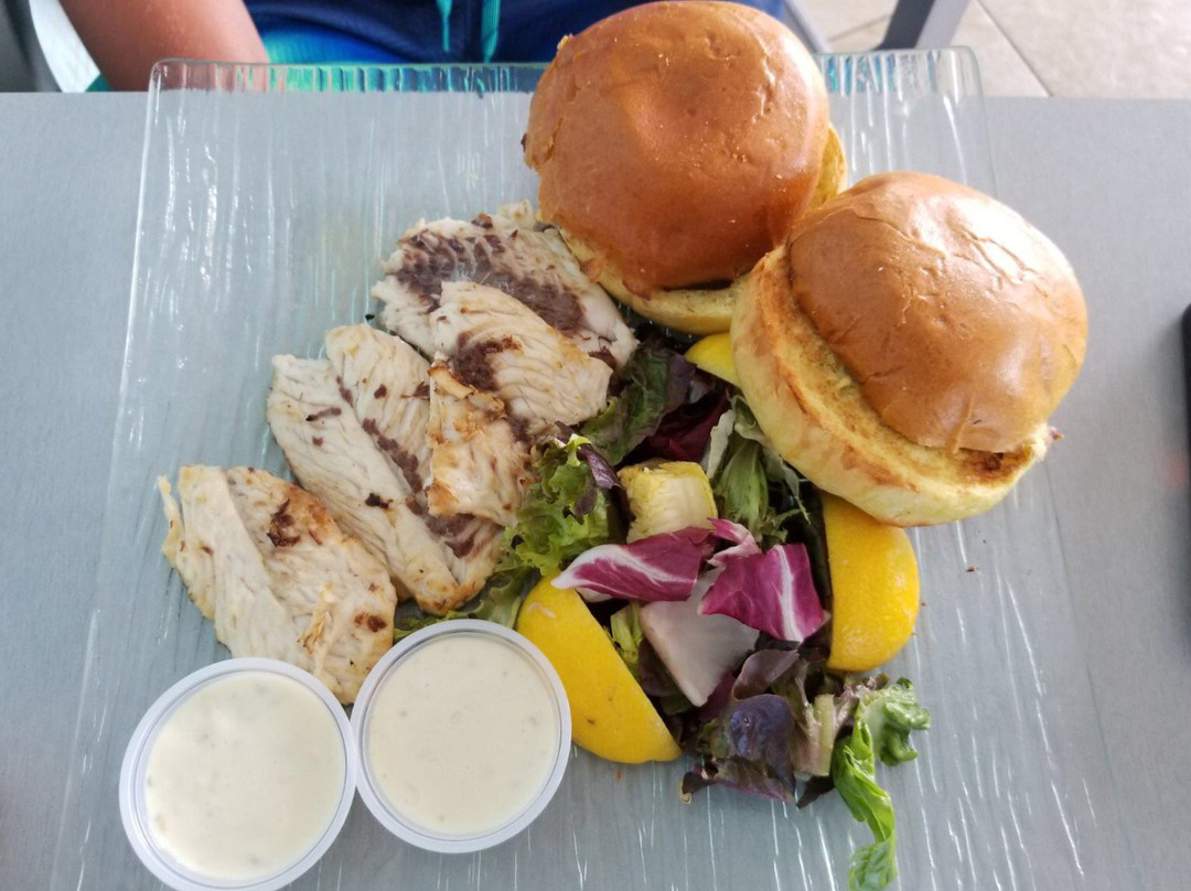 Pompano Beach Club Watersports Centre-南安普敦必去景点