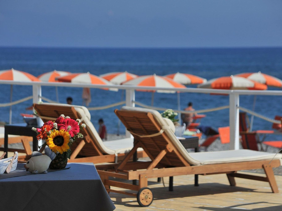 White Cilento Beach Club-Capitello必去景点