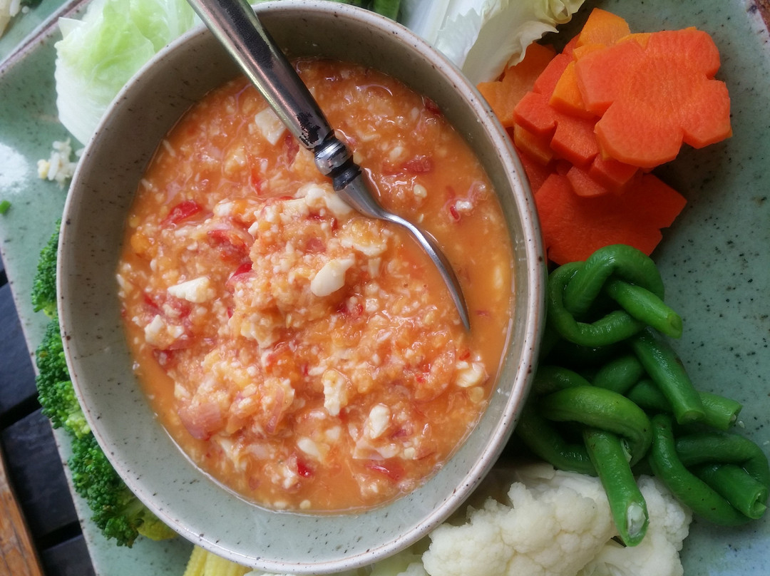 沙美岛餐馆和美食-Buzz Coco Club