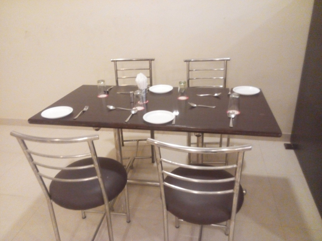 Khiyasariya酒店住宿-OYO 41434 The Thar Mid Way Hotel And Restaurant