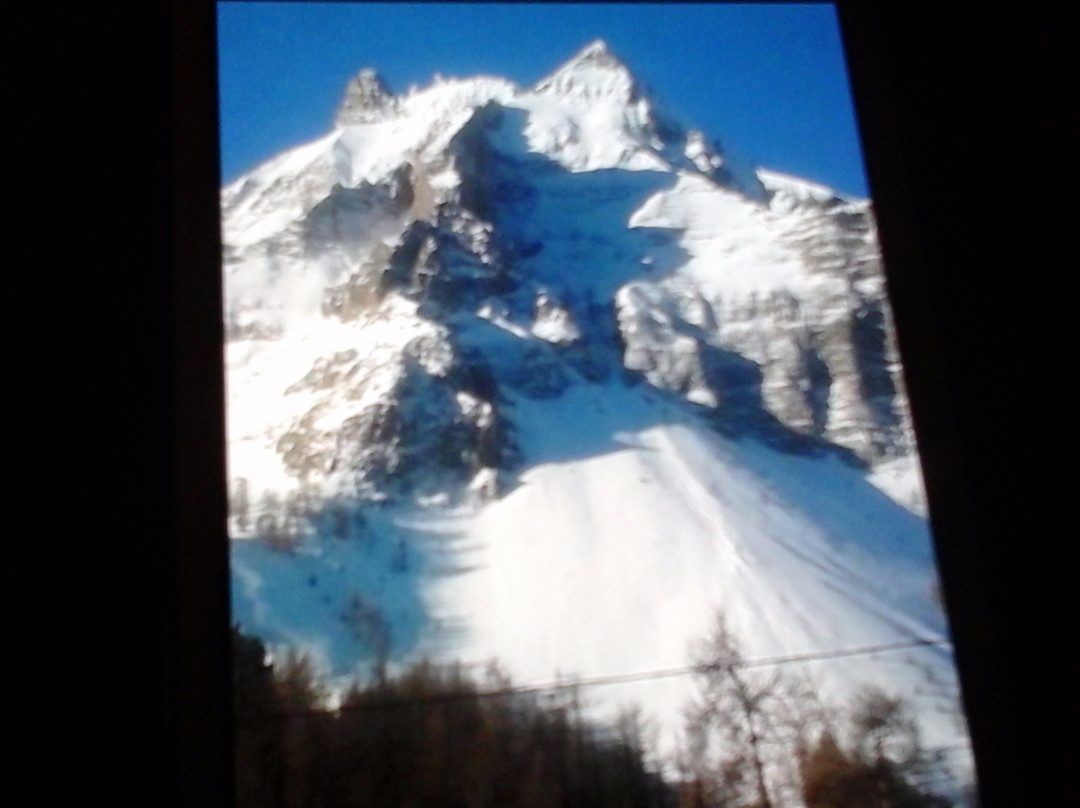 Auberge Des Aiguilles主图